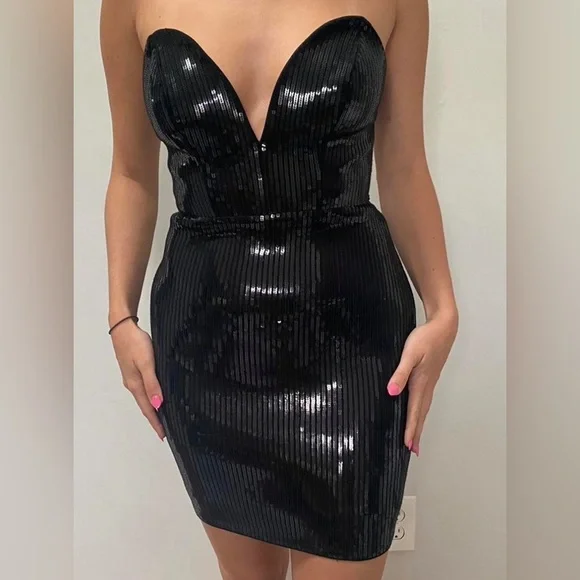 One once black, sweetheart, neck sequence party dress - Picture 1 of 4